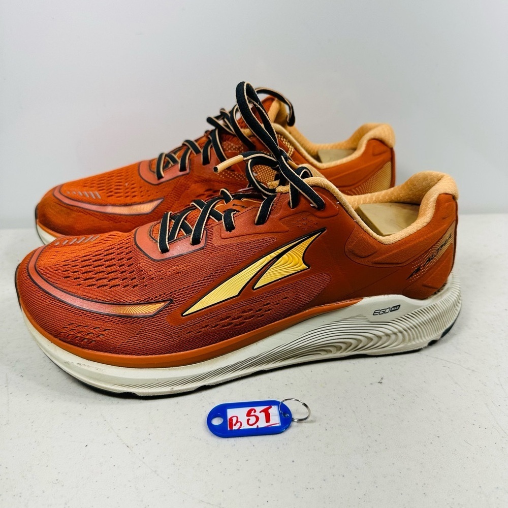 Altra Burnt Orange Athletic Shoes size 9,5